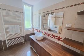 RIJEKA obiteljski stan 80m2, Rijeka, Appartement