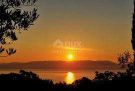 ISTRA, RABAC - Prostrana kuća s bazenom, Labin, Casa