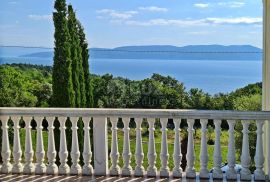 ISTRA, RABAC - Prostrana kuća s bazenom, Labin, Casa