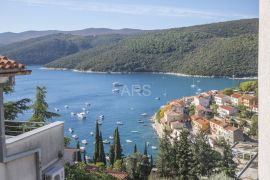 KUĆA NA MORU S PREKRASNIM POGLEDOM NA RABAČKI ZALJEV, Labin, Kuća