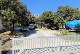 OTOK PAG, MANDRE - Prostrana apartmanska kuća s pogledom na more, Pag, بيت