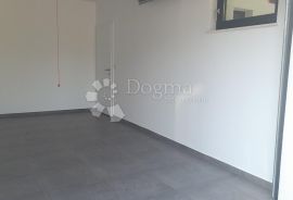 ZADNJI DVOETAŽNI STAN ČAKOVEC JUG U PRODAJI!, Čakovec, Appartement