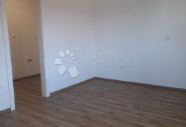 ZADNJI DVOETAŽNI STAN ČAKOVEC JUG U PRODAJI!, Čakovec, Appartement