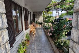 CRIKVENICA - Trosobni apartman na odličnoj lokaciji 250 metara od mora!, Crikvenica, Flat