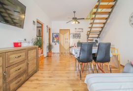 Novigrad okolica, prostrani dvoetažni stan, Novigrad, Appartment