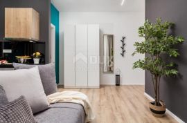 RIJEKA, CENTAR -  Uhodani posao tri moderna apartmana 1S+DB s vlastitim balkonima, Rijeka, Appartamento