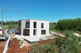 Top Neubau Villa in schöner Lage mit Pool, Kaštelir-Labinci, Дом