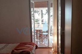 Njivice, otok Krk, dvosoban apartman 60m2, okućnica 280m2, garaža, pogled, prodaja, Omišalj, Daire