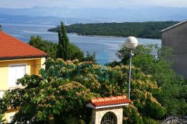 Njivice, otok Krk, dvosoban apartman 60m2, okućnica 280m2, garaža, pogled, prodaja, Omišalj, Daire