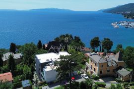 OPATIJA, odličan stan od 147 m2 u prekrasnoj villi, Opatija, Daire