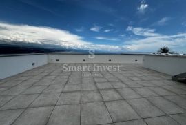 OPATIJA, raskošni penthouse s bazenom i panoramskim pogledom na more (S3), Opatija, Daire