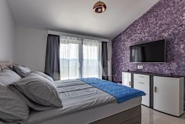 Oaza mira u Istri,Villa sa bazenom,20.000 m2 okućnice, Cerovlje, Ev