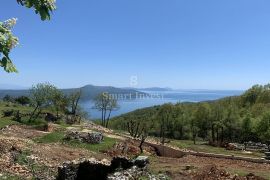 MOŠĆENICE, zemljište od 3158 m2 sa ucrtane dvije starine, Mošćenička Draga, Terreno