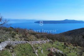 MOŠĆENICE, zemljište od 3158 m2 sa ucrtane dvije starine, Mošćenička Draga, Terreno