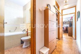 Zagreb, Utrina, lijepi trosobni penthouse sa prostranom terasom, 106 m2 NKP, Zagreb, Wohnung