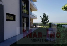 PRIVLAKA - PUNTA - apartman prizemlje prvi red, Privlaka, Stan