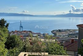 RIJEKA, TRSAT, vrhunski 2s+db stan s okućnicom na top lokaciji, Rijeka, Apartamento