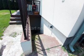 Surčin, Dobanovci, Anđelka Čobanovića, 120m2 i plac 10 ari, Surčin, Σπίτι