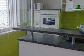 OPATIJA, CENTAR- stan, 40 m2, 1s + db, pogled na more!!!, Opatija, Kвартира