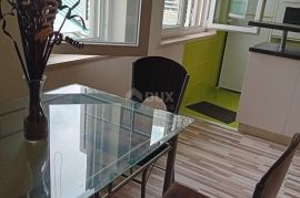 OPATIJA, CENTAR- stan, 40 m2, 1s + db, pogled na more!!!, Opatija, Kвартира