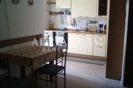 AKCIJA!!!PREUREĐENI APARTMAN NA 2. KATU S POGLEDOM NA MORE - POVLJANA, PAG, Povljana, Appartment