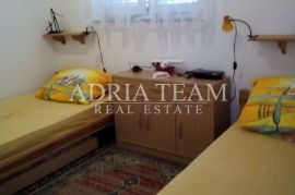 AKCIJA!!!PREUREĐENI APARTMAN NA 2. KATU S POGLEDOM NA MORE - POVLJANA, PAG, Povljana, Appartment