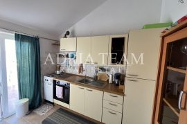 AKCIJA!!!PREUREĐENI APARTMAN NA 2. KATU S POGLEDOM NA MORE - POVLJANA, PAG, Povljana, Appartment