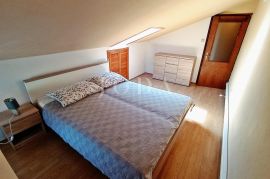 Baška - apartman u centru s pogledom na more, Baška, Apartamento