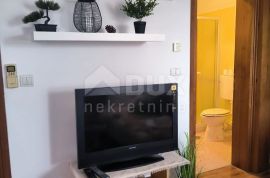 ISTRA, VALBANDON (FAŽANA) Apartmanska kuća s 5 stambenih jedinica- PRILIKA 1300 €/m2!, Fažana, House