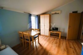 ISTRA, VALBANDON (FAŽANA) Apartmanska kuća s 5 stambenih jedinica- PRILIKA 1300 €/m2!, Fažana, Famiglia