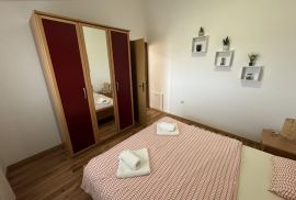 Apartmanska kuća na odličnoj lokaciji, Valbandon, Istra, Fažana, Maison