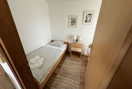 Apartmanska kuća na odličnoj lokaciji, Valbandon, Istra, Fažana, Kuća