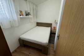 Apartmanska kuća na odličnoj lokaciji, Valbandon, Istra, Fažana, Maison