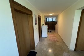 Apartmanska kuća na odličnoj lokaciji, Valbandon, Istra, Fažana, Casa