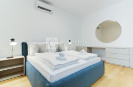 Opatija, prvi red do mora, stan 67m2, Opatija, Apartamento