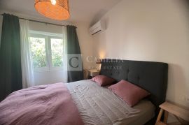 Opatija adaptirani stan u staroj vili blizu mora!, Opatija, Apartamento