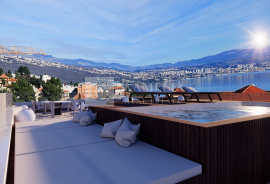 Opatija, penthouse s pogledom na more i krovnom terasom, Opatija, شقة