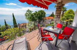 Opatija Punta Kolova stan 1.kat sa senzacionalnim pogledom, Opatija, Flat