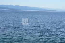 Rijetkost Opatija prvi red uz more!, Opatija, Kвартира