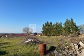 Istra vrhunsko zemljište sa građevinskom dozvolom 7 km od mora!, Marčana, Terra