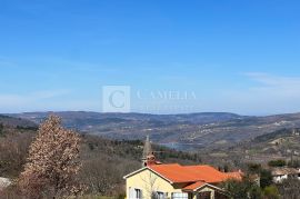 Istra vrhunsko zemljište s pogledom na jezero!, Pazin - Okolica, Terra