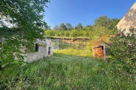 Istra Pićan kamena starina sa senzacionalnim pogledom!, Pićan, Casa