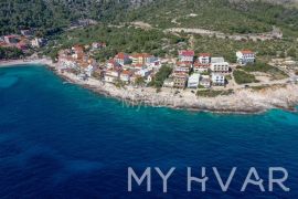 Građevinsko zemljište u Milni - prvi red do mora, Hvar, أرض