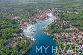 Šarmantan stan u Vrboskoj, Jelsa, Appartement