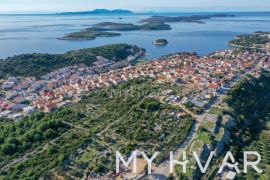 Građevinsko zemljište u gradu Hvaru, Hvar, Terreno