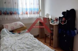 Oporovec, 3 - sobni stan 56m2 + 20 m2 terase, garaža i vajsko parkirno mjesto, Zagreb, Wohnung