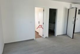 POVJANA- II kat, 60 m2, Povljana, Appartamento