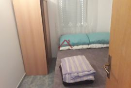 VIR- 7 apartmana i obiteljski dvosobni stan + 2 gradilišta, Vir, Ev