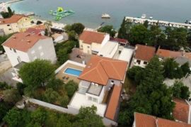 Luksuzna vila s bazenom tik do mora-novogradnja, Crikvenica, Σπίτι