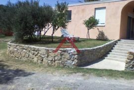 Rab - Supetarska Draga, 100 m2, Rab, Famiglia